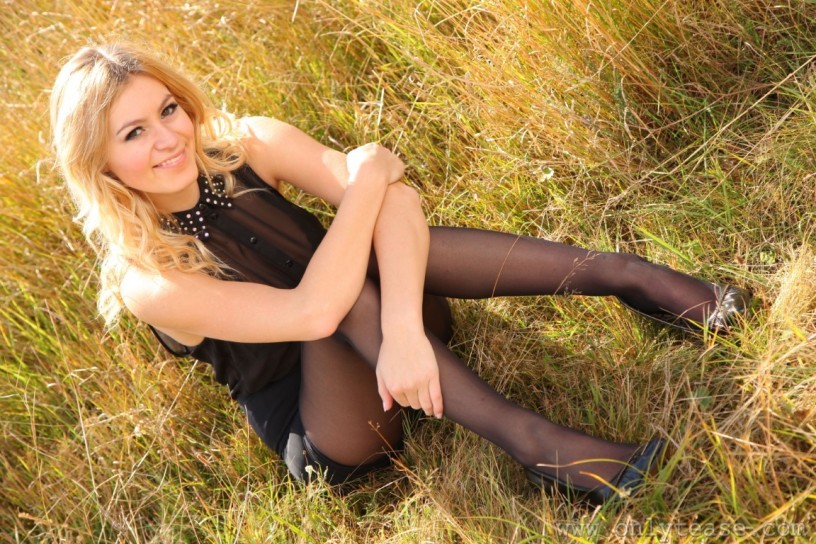 OnlyTease Summer pencil skirt black pantyhose